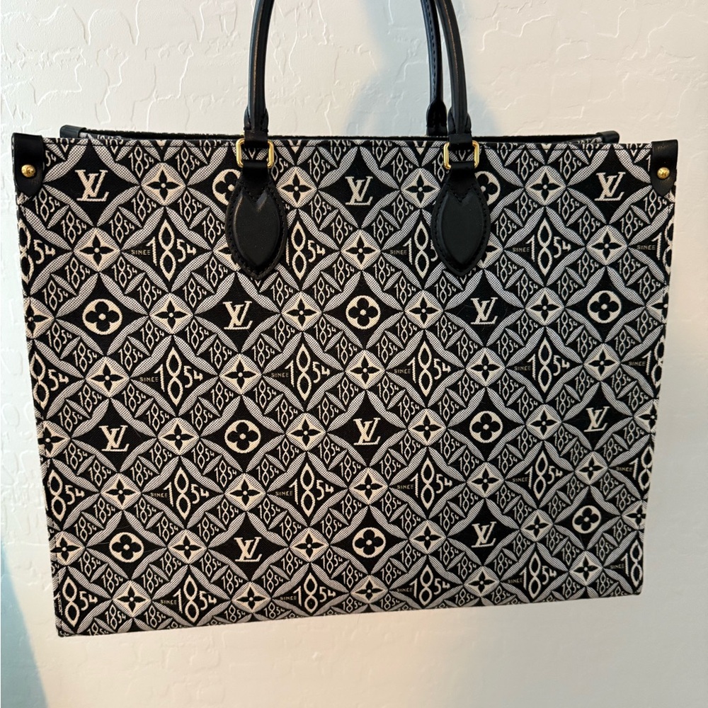 Louis Vuitton On The Go 1854 Jacquard Print
